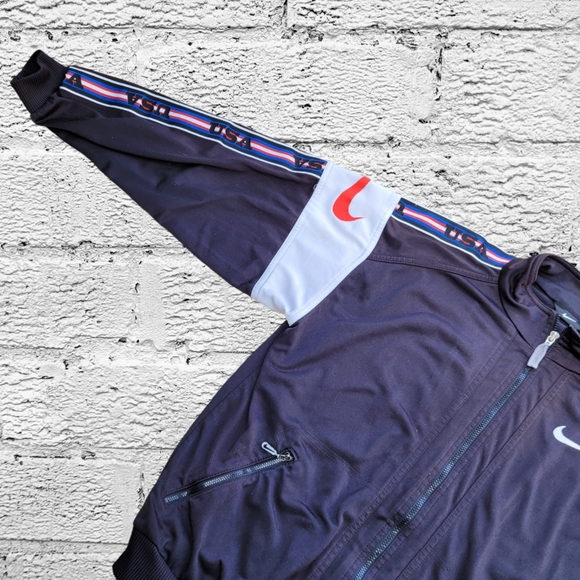 Vintage Nike Track Jacket - Picture 4 of 6